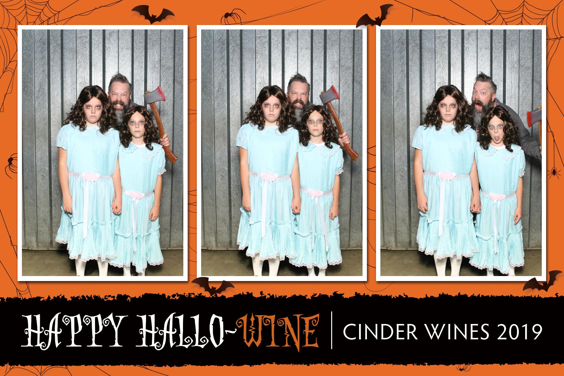 Cinder Hallowine | View more photos from the event at gallery.niknoxphotobox.com/u/NiKnox-Photo-Box/Cinder-Hallowine